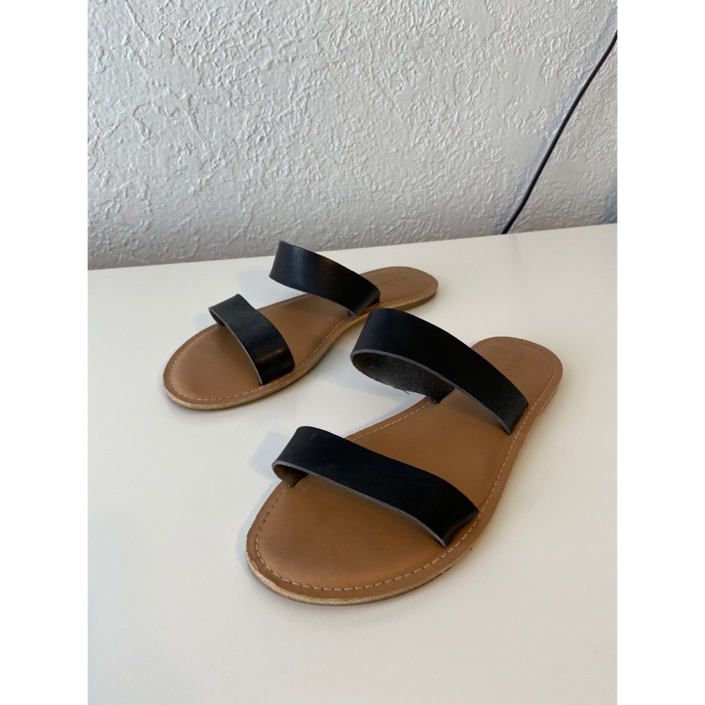 Women’s slip on sandals leather